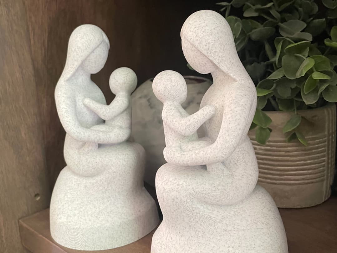 Escultura Materna - Foto 1