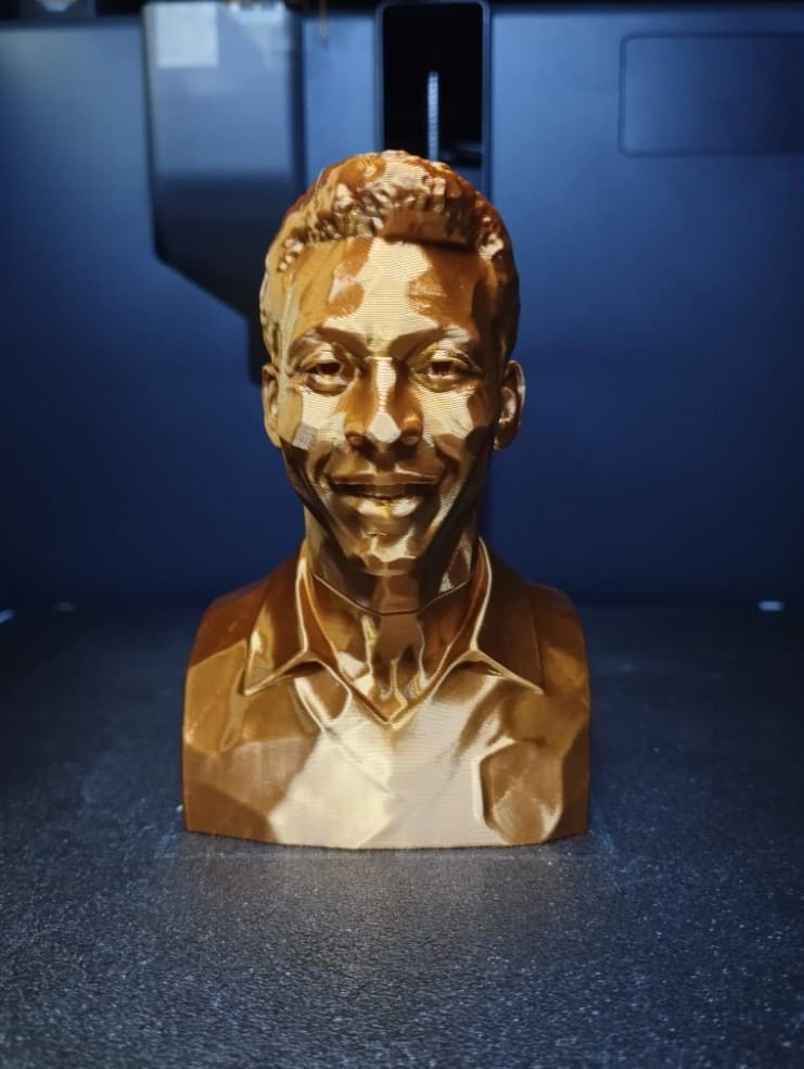 Busto do Pelé